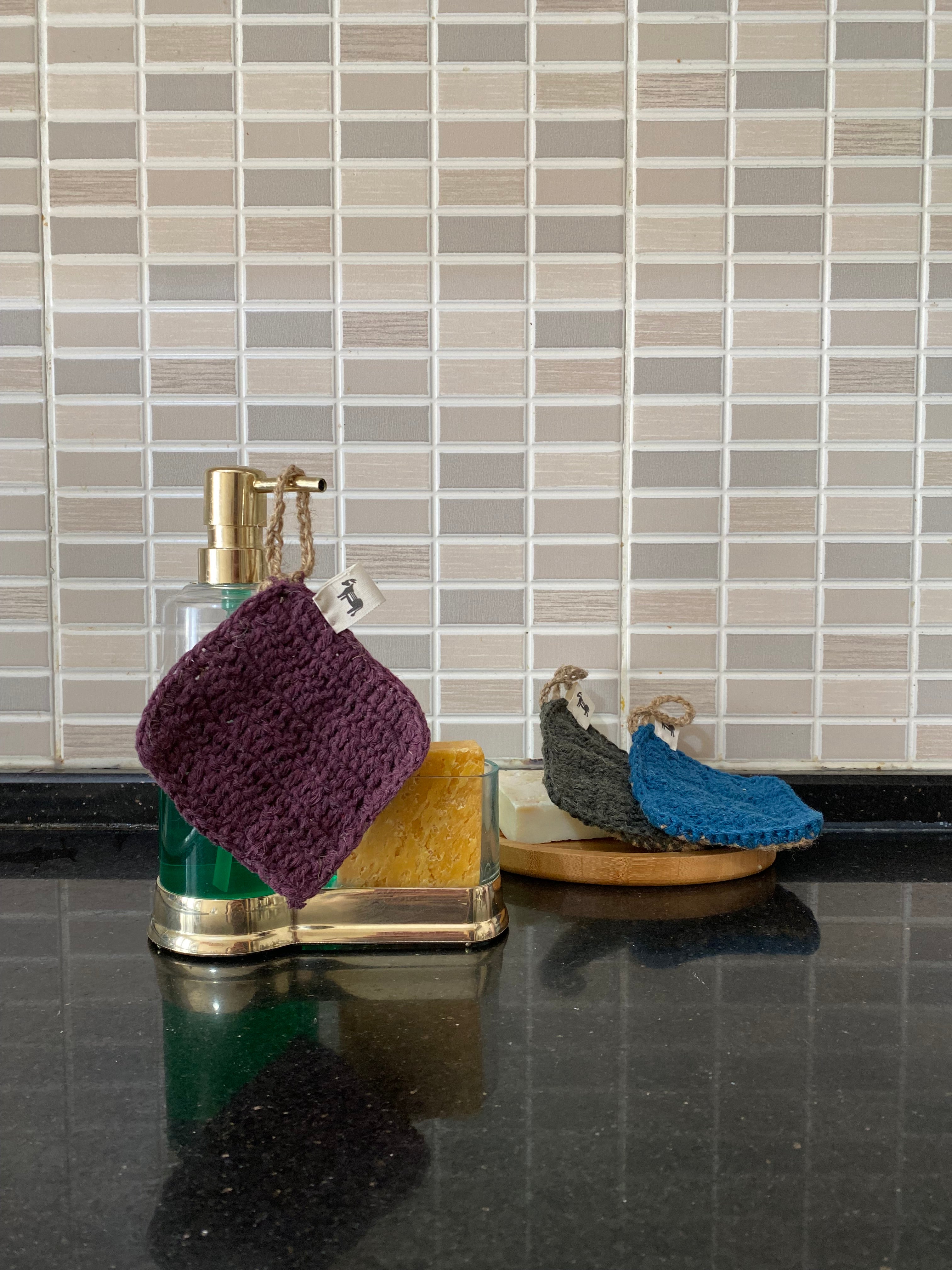 Double-sided kitchen sponge-5