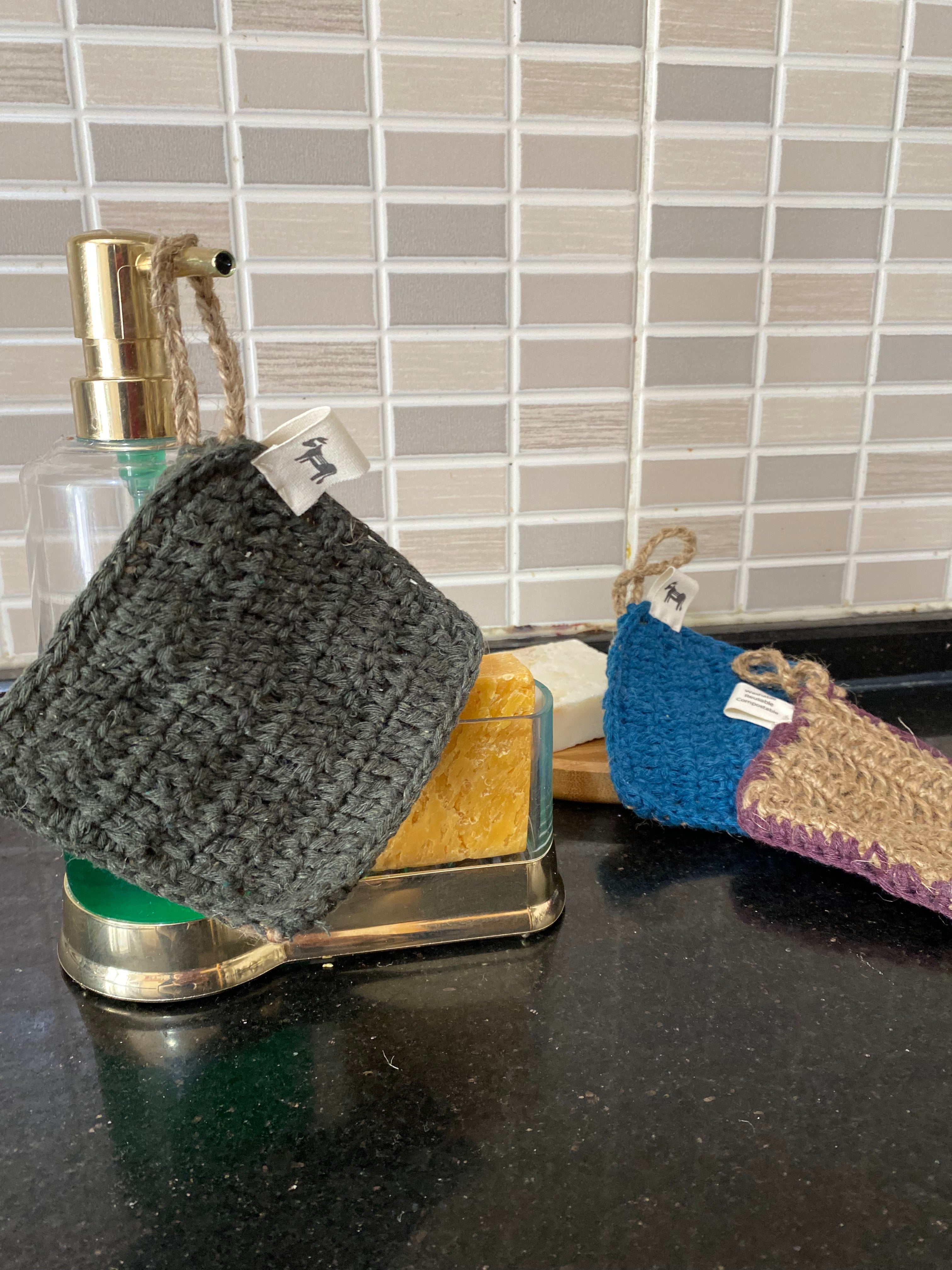 Double-sided kitchen sponge-6